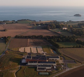 Vue ciel avec côtes